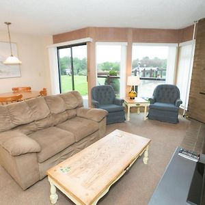 One-Bedroom Apartment 104 No Pets
